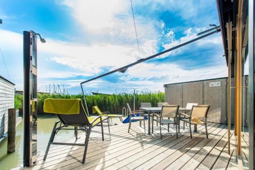  Seehaus LakeSide - Am Hafen in Neusiedl am See