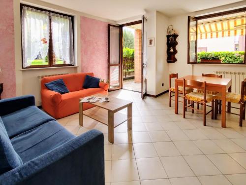  Apartment Parco Musadino by Interhome in Porto Valtravaglia