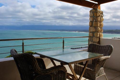Balcony/terrace, Kleinzee Oceanfront Guest House in De Kelders