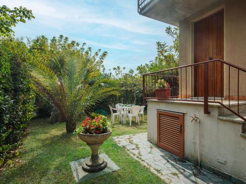  Apartment La Rocchetta by Interhome in Marina di Pietrasanta