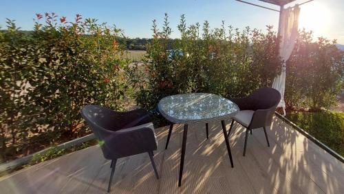 Glamping Skies - Adults Only