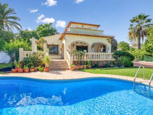 Holiday Home Villa Ciclamen by Interhome