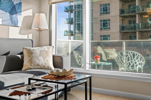 Stylish Downtown Condos by GLOBALSTAY
