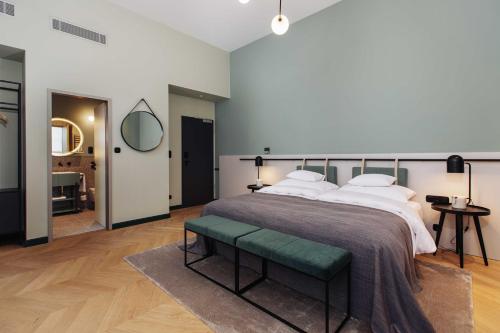 Alice Hotel - image 7