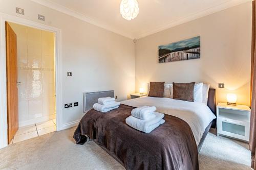 Riverside House by Celador Apartments