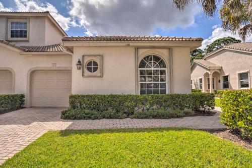 Port St Lucie Townhome - 1 Mi to PGA Village! in Carlton, USA