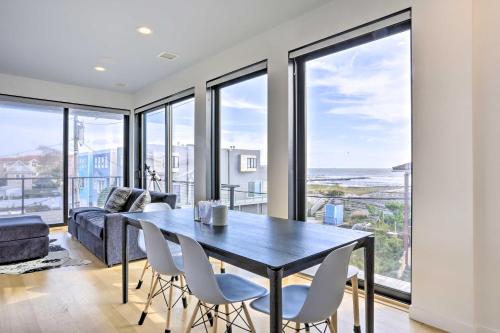 Luxury Long Beach Villa with Ocean Views! in Long Beach, USA