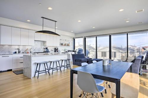 Luxury Long Beach Villa with Ocean Views! in Long Beach, USA