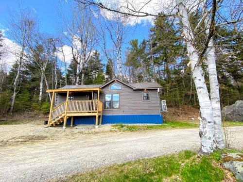 B10 NEW Awesome Tiny Home with AC, Mountain Views, Minutes to Skiing, Hiking, Attractions - Accommodation - Carroll