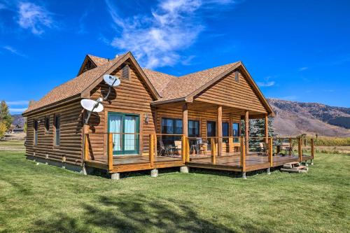 B&B Island Park - Cabin on Henrys Lake, 20 Mi to West Yellowstone - Bed and Breakfast Island Park