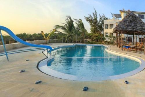 Swimming pool, MANDA ISLAND Private Villa in Lamu