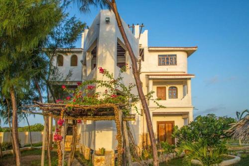 MANDA ISLAND Private Villa in Lamu