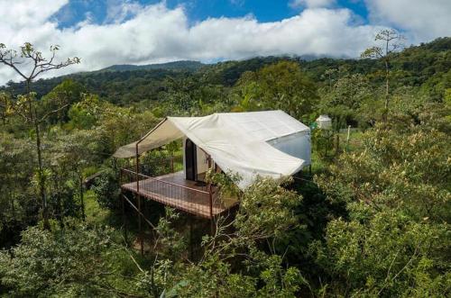 Garza del Sol Glamping Rio Celeste Buganvilia Bijagua De Upala