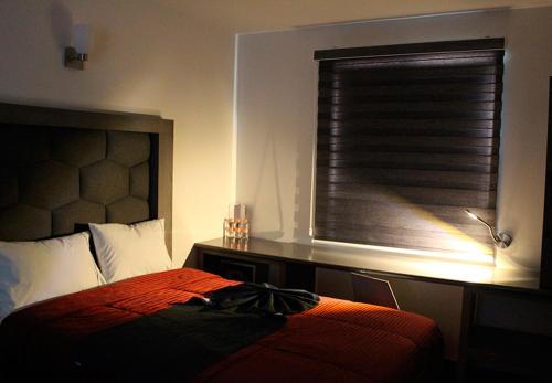 2 double beds