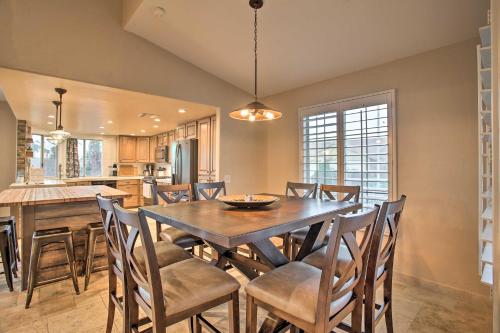 Indian Wells Retreat with Pool, Near Tennis Garden in อินเดียนเวลส์ (CA)