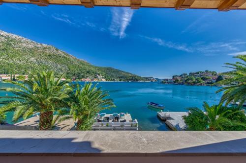 Adria House Dubrovnik by the sea