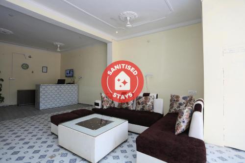 . OYO 24735 Hotel Khush Khush