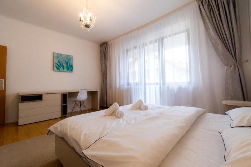 Ardor Apt - Bright and Secluded Apartment in the heart of Old Town