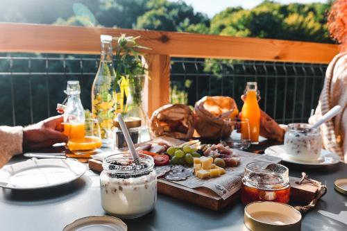 餐飲選擇, Nesting Resort - Homestead SONČNI RAJ (Nesting Resort - Homestead SONCNI RAJ) in 馬里博爾