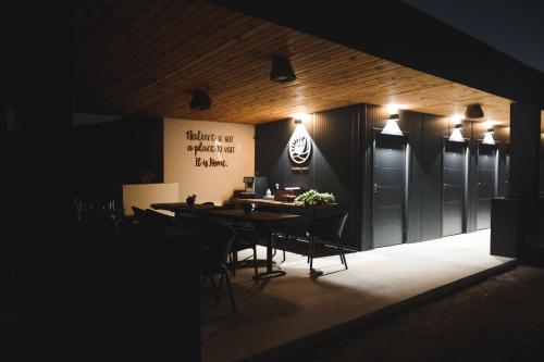 淋浴間, Nesting Resort - Homestead SONČNI RAJ (Nesting Resort - Homestead SONCNI RAJ) in 馬里博爾