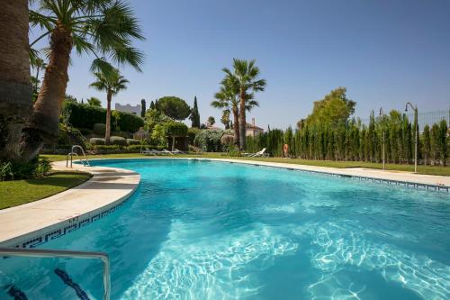 B&B Marbella - Duplex Apt with Rooftop Terrace Aloha Royal RDR230 - Bed and Breakfast Marbella