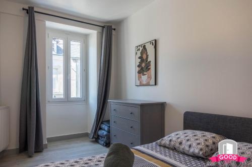 T2 renove, 1 chambre, fibre, proche bords de Loire