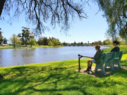 Faciliteiten, Country Mile Motor Inn near Luchthaven Forbes