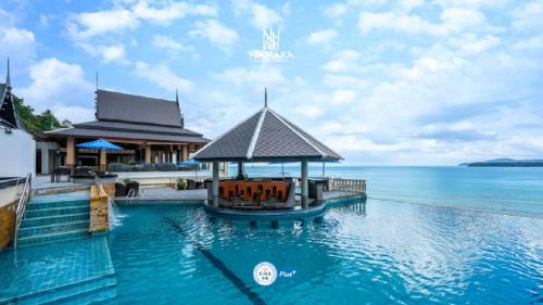 Aquamarine Resort & Villa