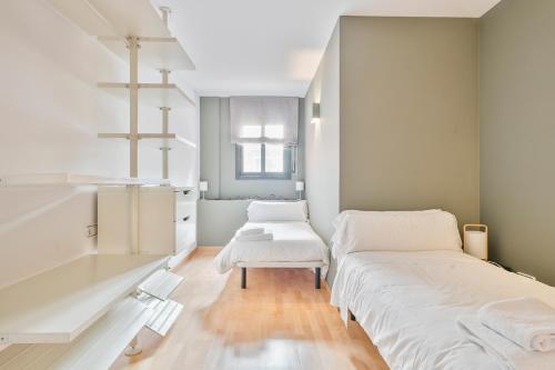 Inside Barcelona Apartments Princep - image 3
