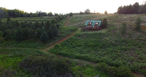 Stanford Lake lodge