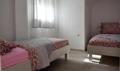 Apartment Meryl - image 2