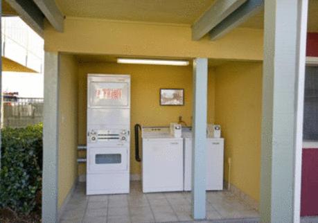 Oasis Inn Sacramento- Elk Grove