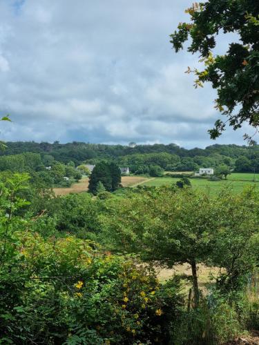 Maison dans un écrin de verdure gîte à louer Le Fret