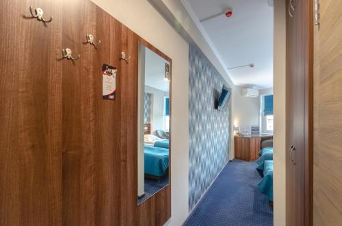 Tourist Hotel Complex - image 10