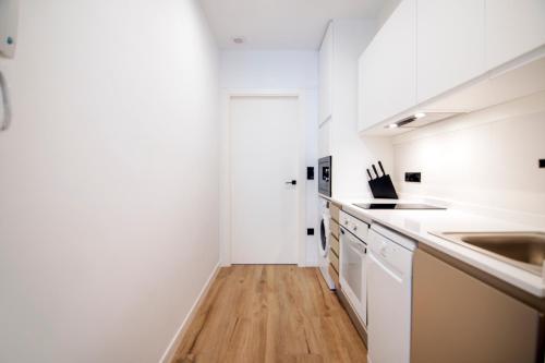 Apartment with Balcony image 10