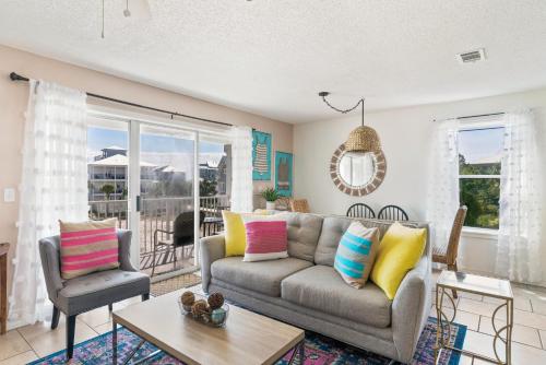 Beachside Villas 1121 - Beautiful Interior Steps to the Beach! - main image