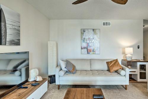 Jupiter Bay Condo with Pool Less Than Half Mile to Beach! in Jupiter, USA