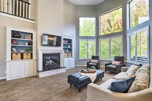Cottonwood Heights House w/ Deck & Gas Grill! – khách sạn tại Midvale