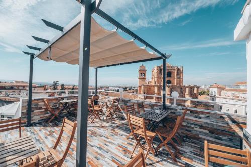 Hotel Los Jeronimos y Terraza Monasterio