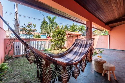 Itanhaém Casa ampla com piscina e churrasqueira a 300m da praia
