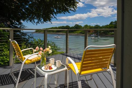 Dockside Guest Quarters Dockside Guest Quarters