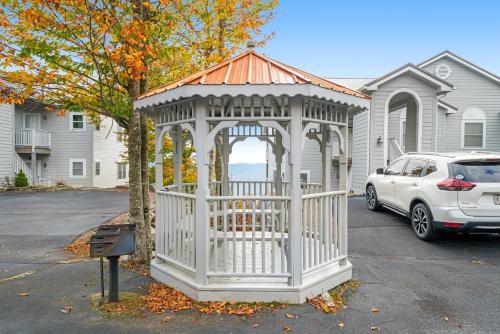 Vista Beech Retreat in แบนเนอร์เอลค์ (นอร์ทแคโรไลนา)