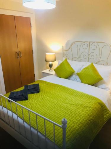 ochiltree apartment