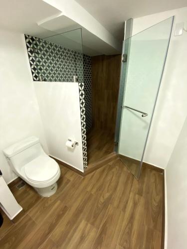 Hotel Olé – Monterrey, MO