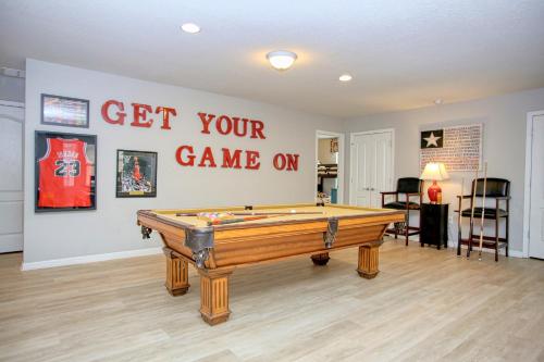 Twin Palms Family Vacation Villa secondary
