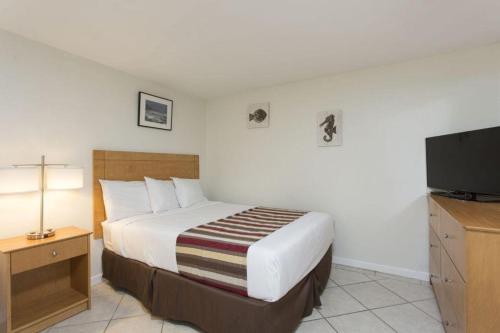 Bahia Mar 565 by Padre Island Rentals