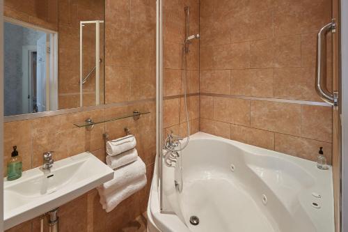 Holiday Home image 7