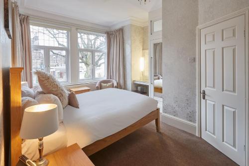 Holiday Home image 6