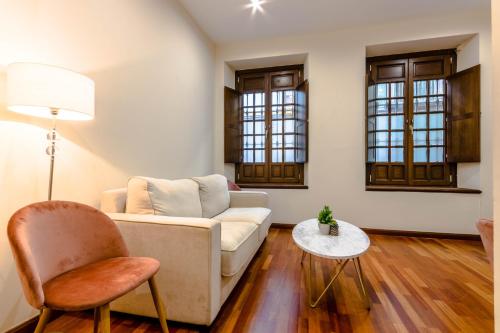APARTAMENTO PEDRO NINO ELEVEN SUITES