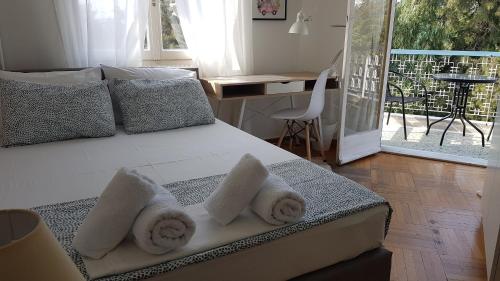 Orange Apartment - Athens Center 3 BD 1.5 BATH - image 3